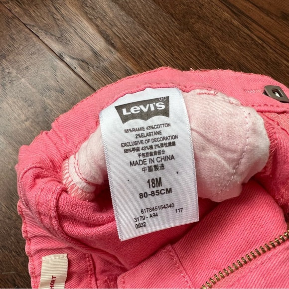 Levi's Baby Girls' Denim Shorty Shorts - Picture 5 of 11